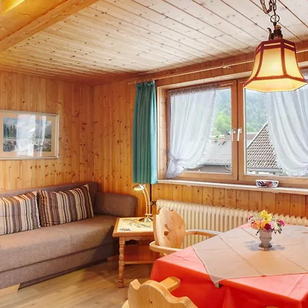 Haus Philomena - Fewo Zugspitze גרמיש-פרטנקירכן